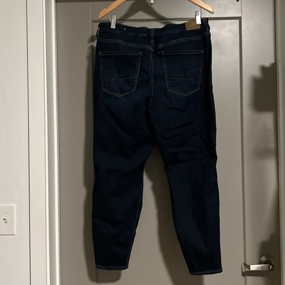 American Eagle Curvy High-Rise Jegging - Picture 2 of 4